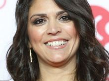 Cecily Strong