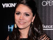 Cecily Strong