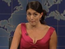 Cecily Strong