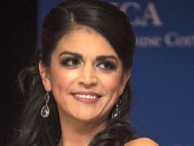 Cecily Strong