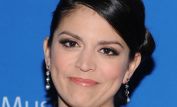 Cecily Strong