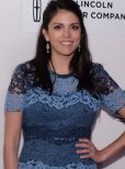 Cecily Strong