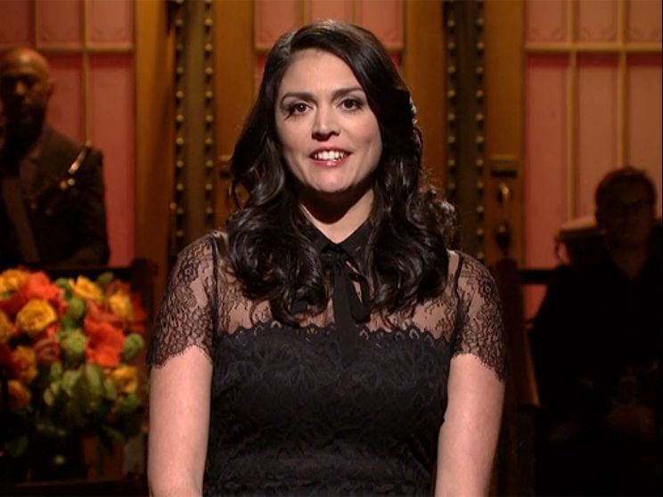 Cecily Strong