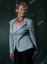 Celia Imrie