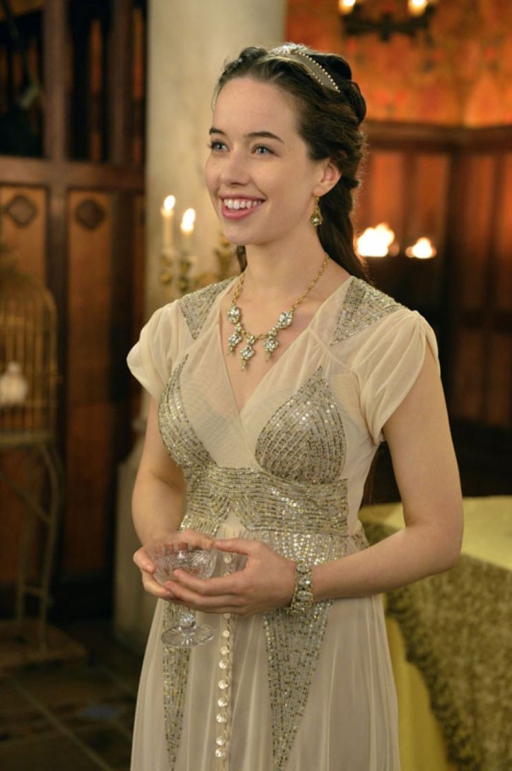Celina Sinden