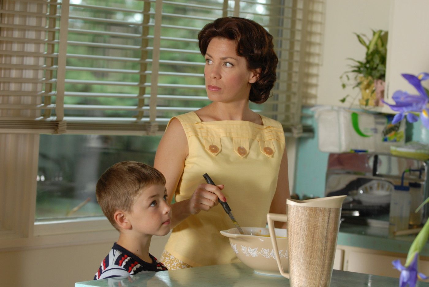 Мама сегодня. Mom фильм. Мама у парикмахера (2008) (maman est chez le Coiffeur). Фильм:mom being examined. Nyyra Mommy.