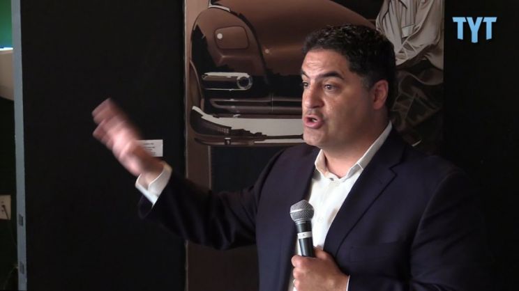 Cenk Uygur