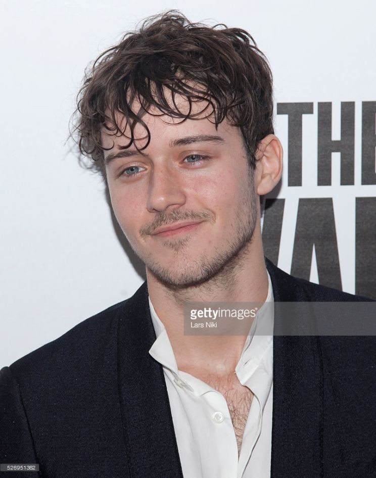 César Domboy
