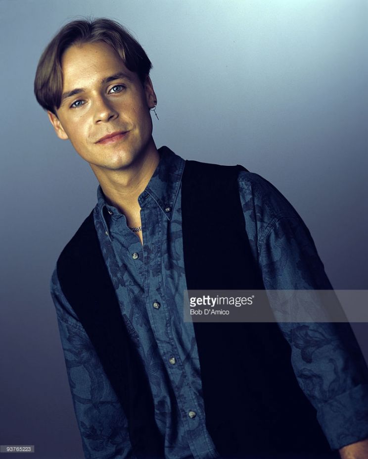Chad Lowe