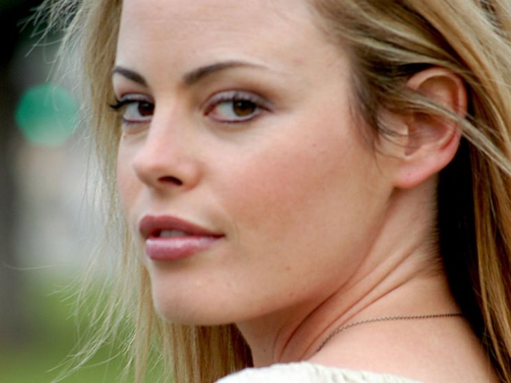 Chandra West