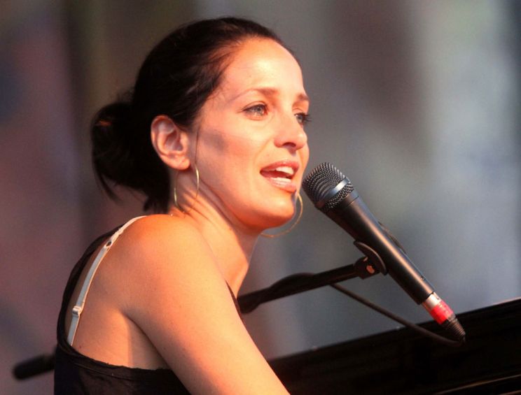 Chantal Kreviazuk