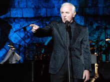 Charles Aznavour photo