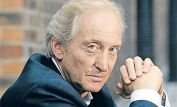 Charles Dance