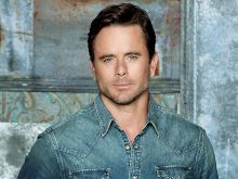 Charles Esten