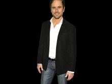 Charles Esten