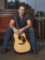 Charles Esten