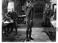 Charles Gray