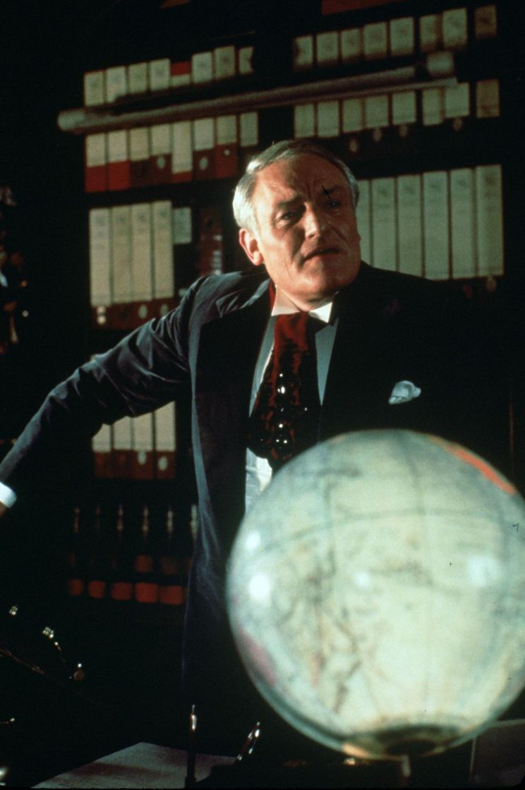 Charles Gray