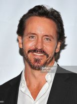 Charles Mesure