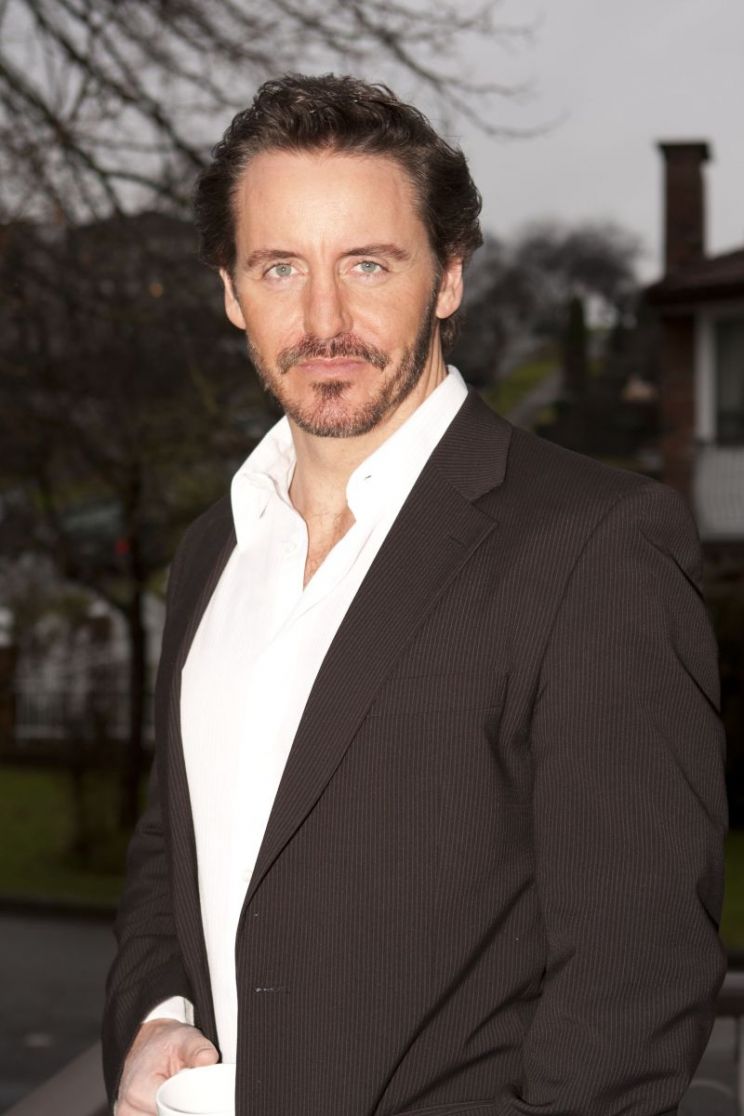 Charles Mesure