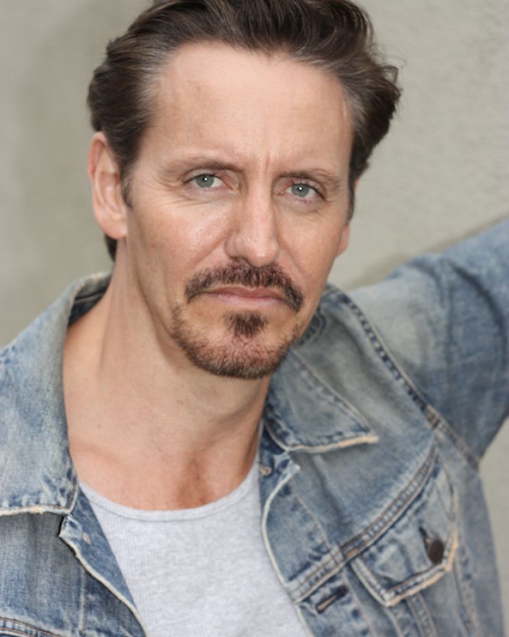 Charles Mesure