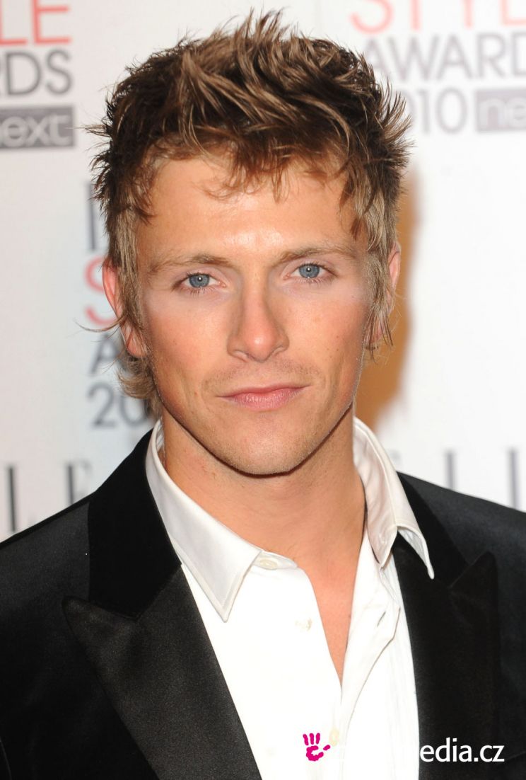 Charlie Bewley