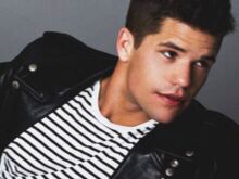 Charlie Carver