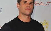 Charlie Carver