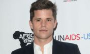 Charlie Carver