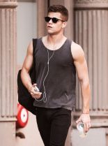 Charlie Carver