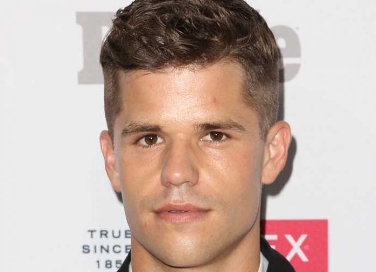 Charlie Carver