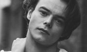 Charlie Heaton