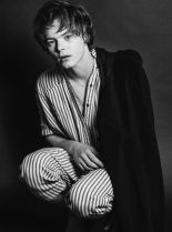 Charlie Heaton