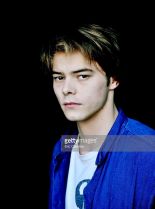 Charlie Heaton