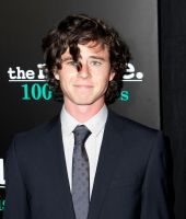 Charlie McDermott