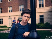 Charlie McDermott