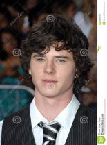 Charlie McDermott