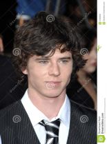 Charlie McDermott