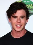 Charlie McDermott