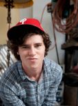 Charlie McDermott