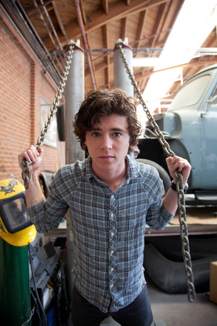 Charlie McDermott