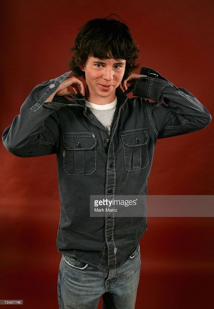 Charlie McDermott