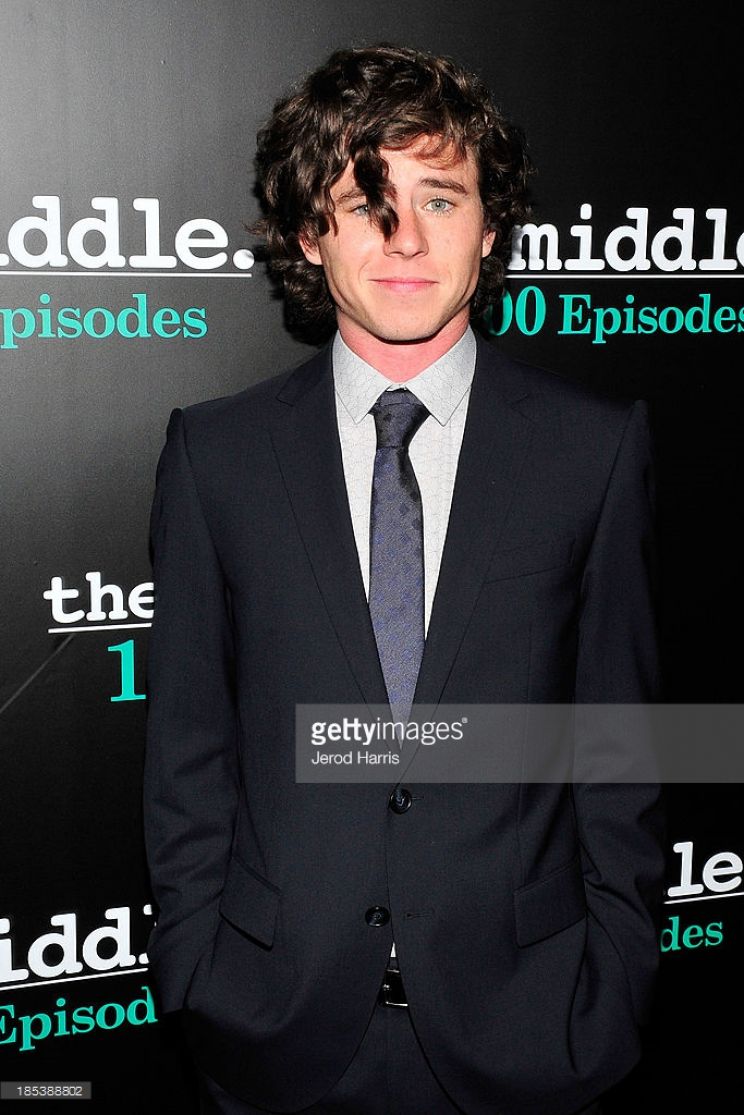 Charlie McDermott