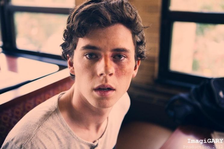 Charlie McDermott