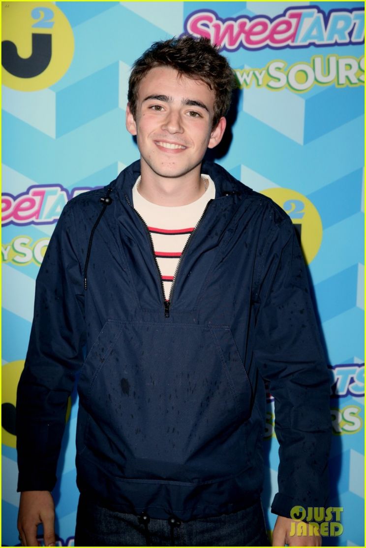 Charlie Rowe