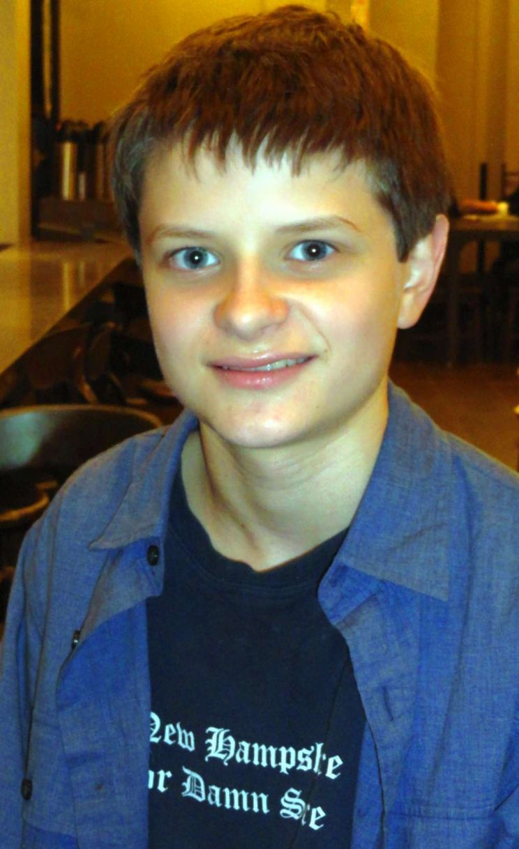 Charlie Tahan