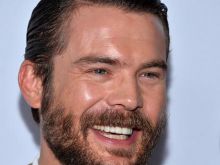 Charlie Weber