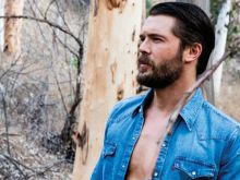 Charlie Weber