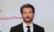 Charlie Weber