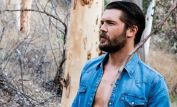 Charlie Weber